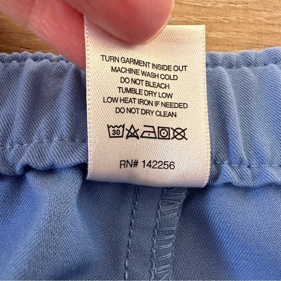 New Figs Men’s Cairo Cargo Scrub Pants Sz S - Picture 6 of 10